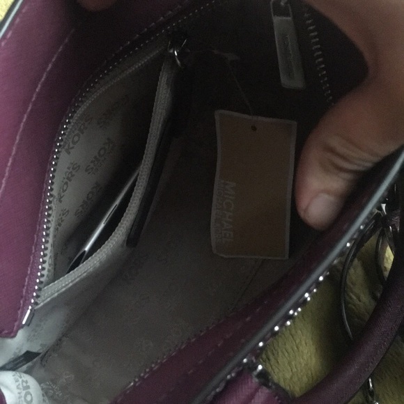 Micheal Kors plum purse brand new